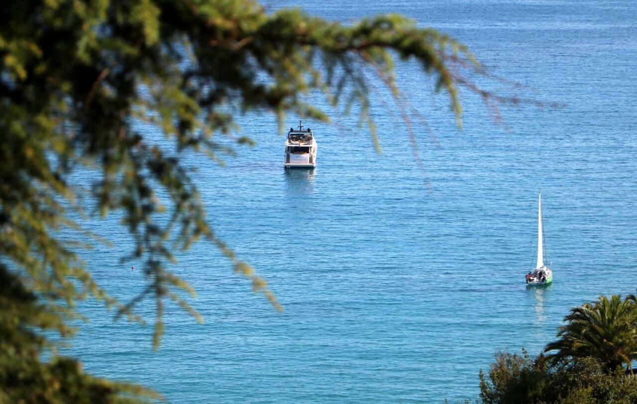 Villa Agriturismo Un Mare Di Fiori Ventimiglia Exterior foto